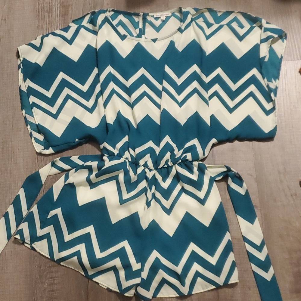 Charlotte Russe xsmall romper polyester